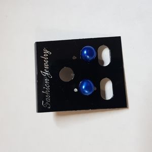 Deep blue pearl earrings